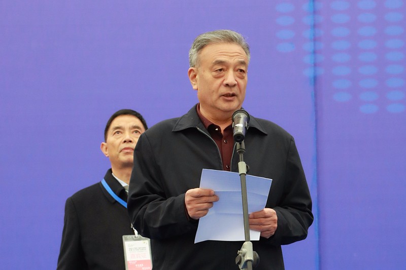 张路宏李冬玉出席2017第三届西安国际沙巴(中国)体育有限公司官网产业展览会｜熊良虎致辞