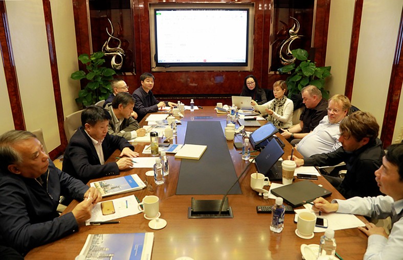 熊良虎赴京调查德国迪芬巴赫公司、ESATPOINT GLOBAL公司生态沙巴(中国)体育有限公司官网板材设备工艺
