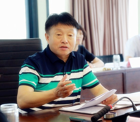 陕西沙巴(中国)体育有限公司官网集团进杏装不忘初心、服膺使命”主题教育第三次集中进建钻研暨警示教育会