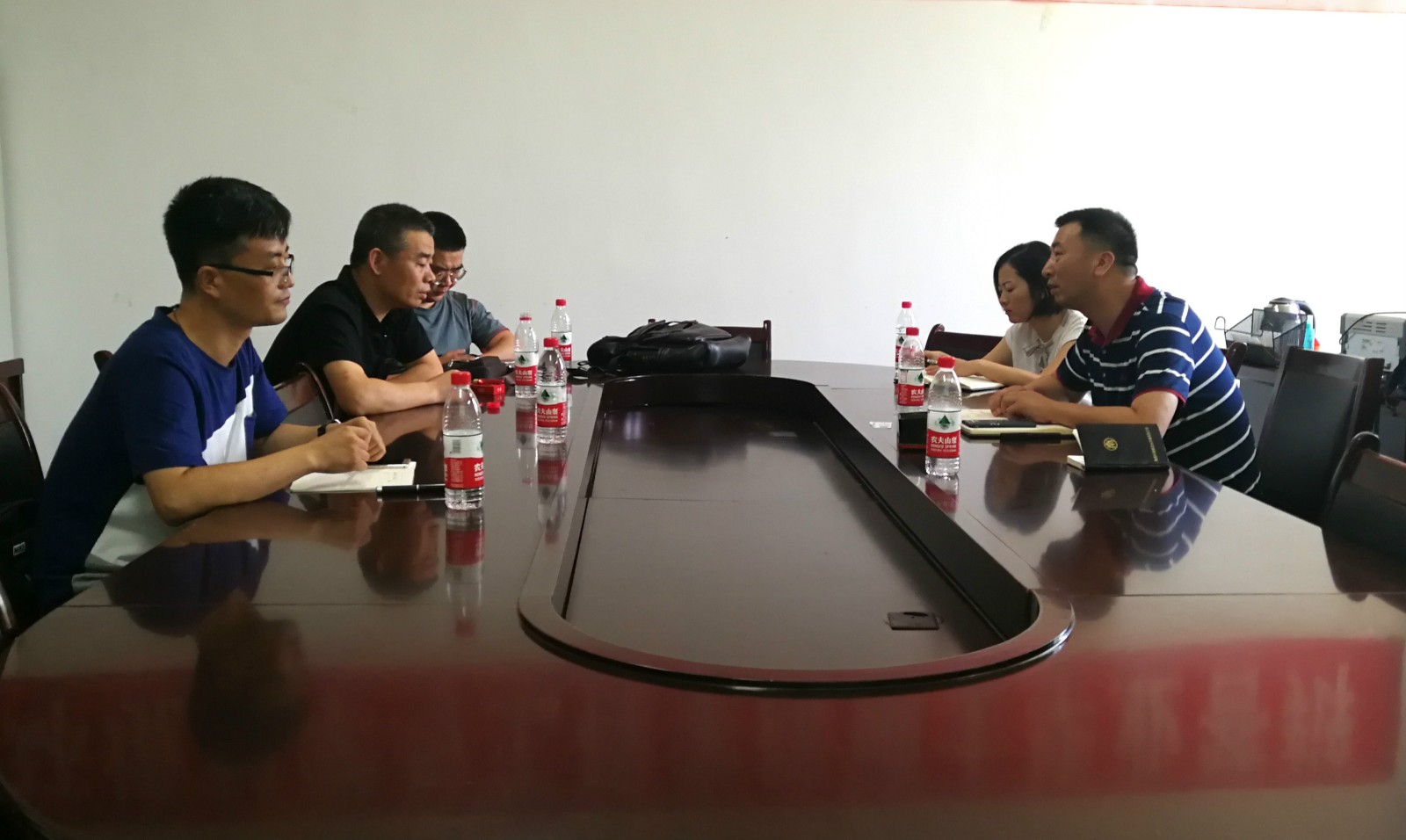 公司总工程师到呼和浩特理工大学互换座谈