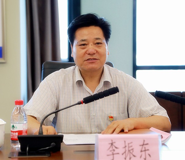 陕西沙巴(中国)体育有限公司官网集团召开辅导班子“不忘初心、服膺使命”专题民主生涯会