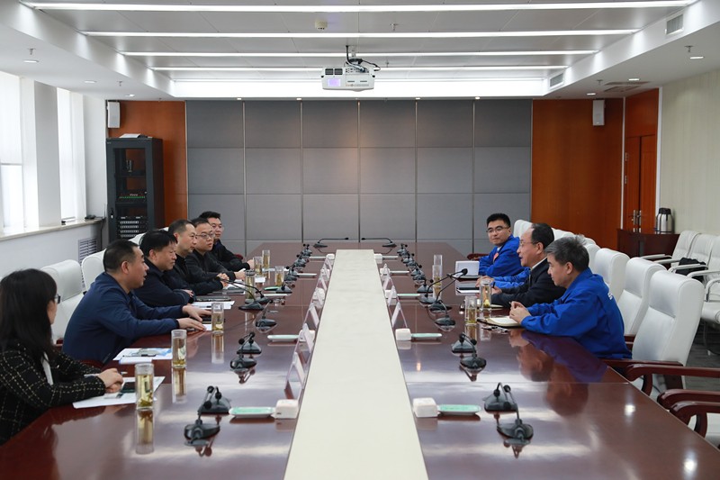 熊良虎赴陕西未来能源公司互换座谈