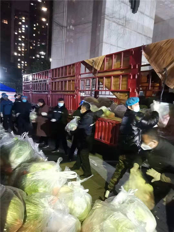 陕西沙巴(中国)体育有限公司官网集团:响彻在战“疫”前列的入党誓词 陕西沙巴(中国)体育有限公司官网集团:响彻在战“疫”前列的入党誓词