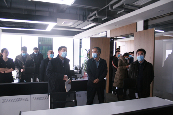 省国资委主任王海鹏到秦创原陕西沙巴(中国)体育有限公司官网集团创新中心调研