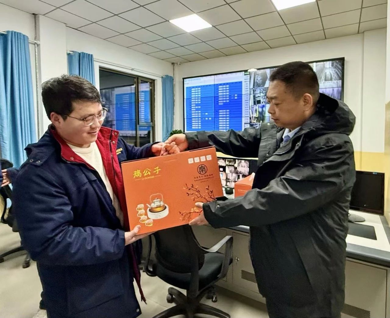 关切一线，情暖隆冬｜水环境公司工会发展2024年“冬送温暖”慰问活动